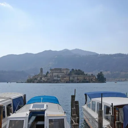 Sleeps 8 Pool Wifi Orta San Giulio