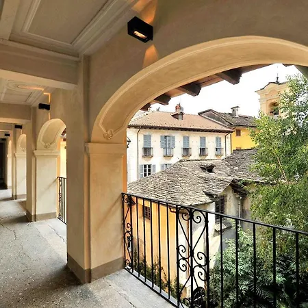 Sleeps 8 Pool Wifi * Orta San Giulio
